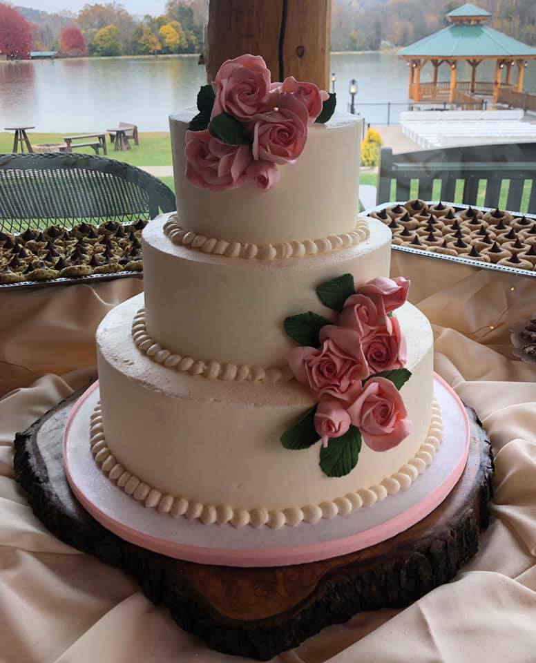 A Slice of Perfection: The Elegance of Our Wedding Cakes