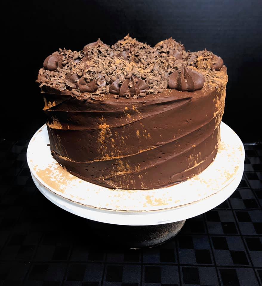 9" Round Gourmet Bakery Style Cake